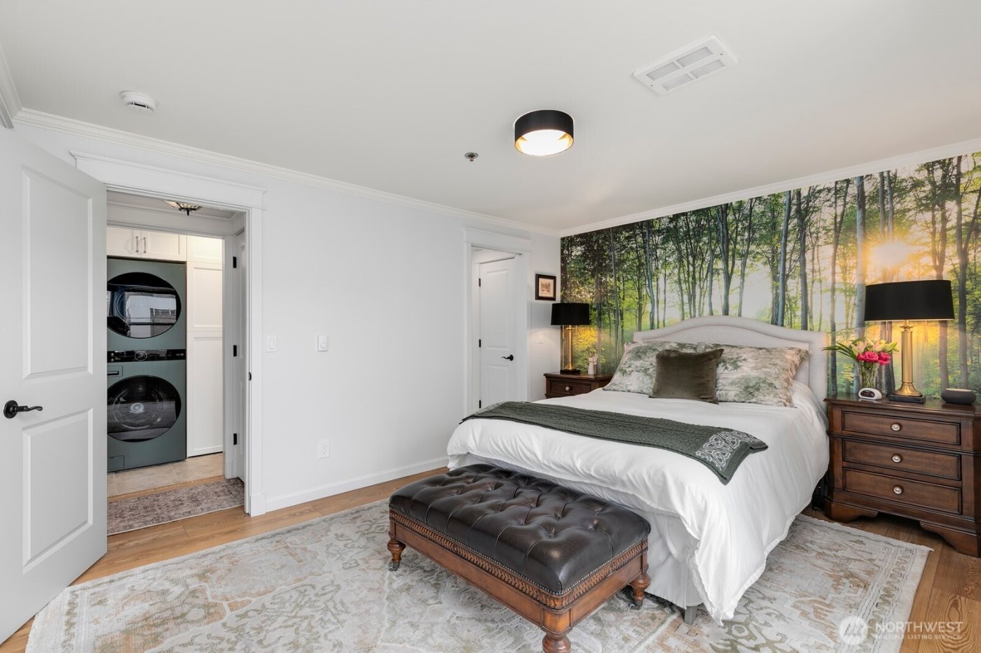 609 7th N #B304, Edmonds, WA 98020