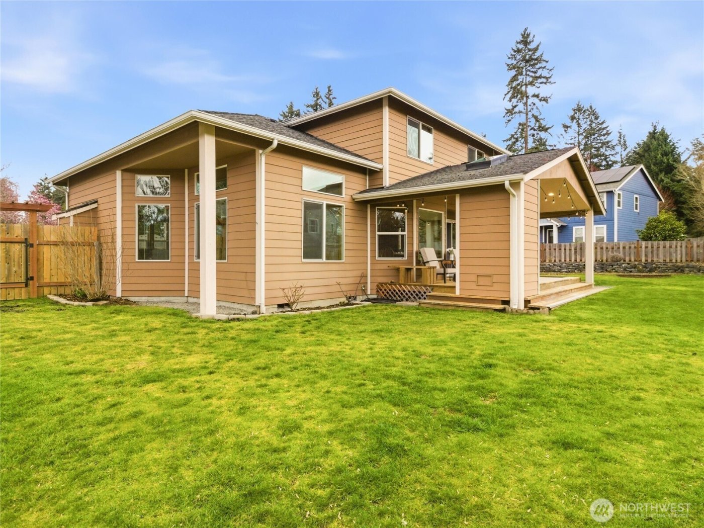 13912 108th Avenue Ct E, Puyallup, WA 98374