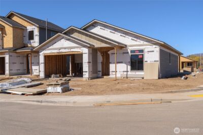 581 S Oasis Loop , East Wenatchee, WA 98802