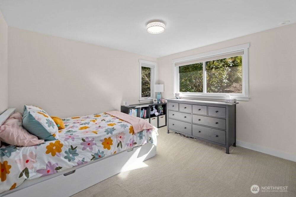 712 Alder Street , Edmonds, WA 98020