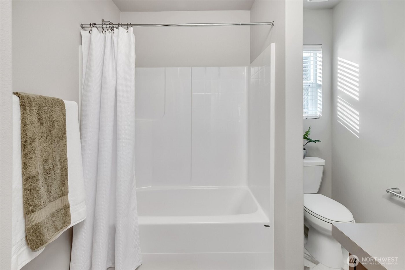 32359 Tolmie Lane , Black Diamond, WA 98010