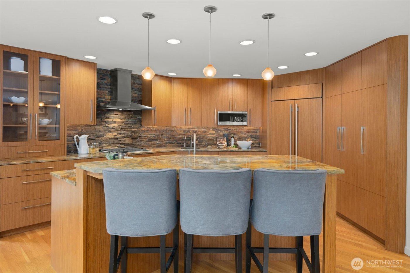 16880 SE 56th Place , Bellevue, WA 98006
