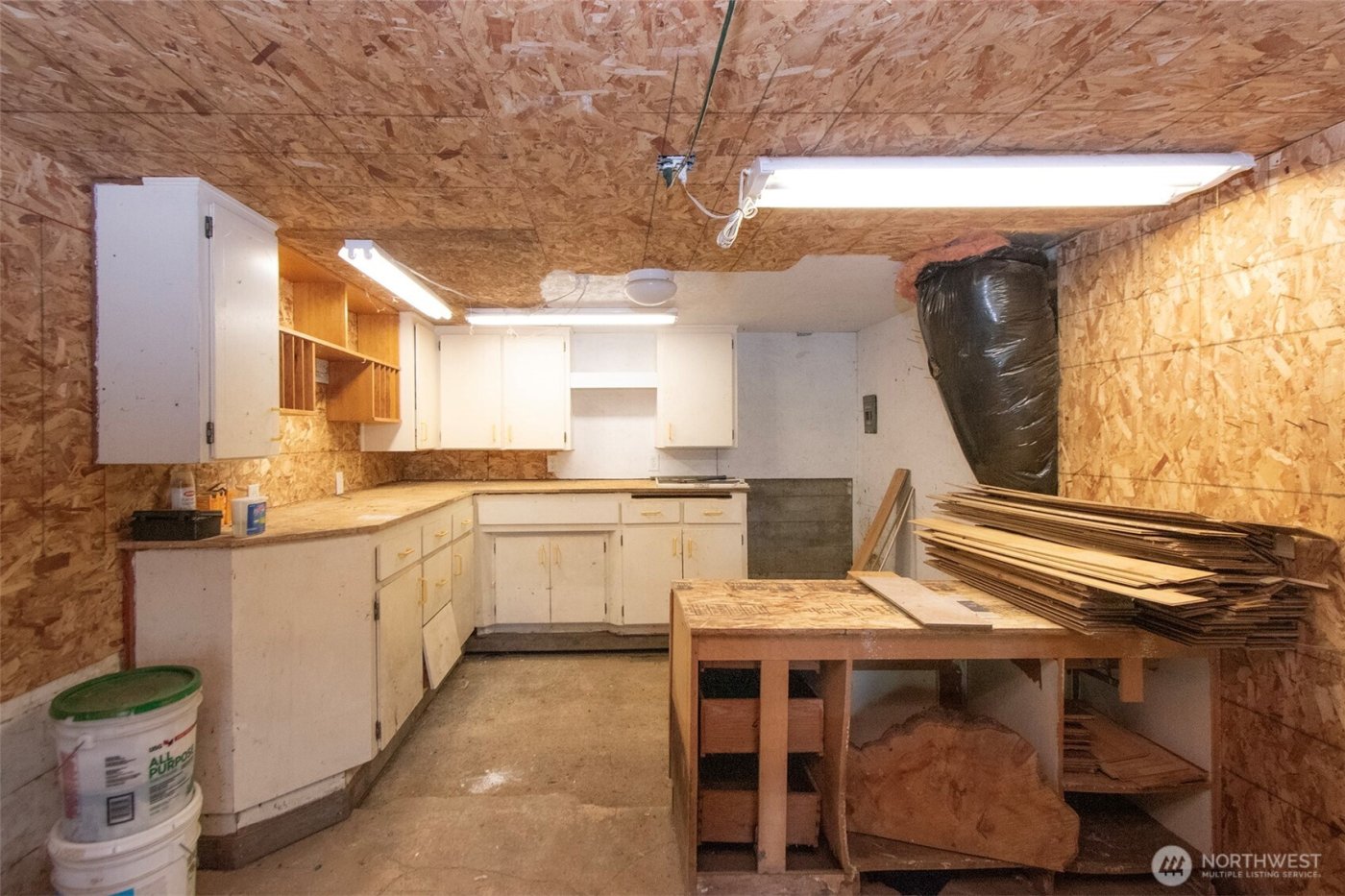 3951 S TYLER Road , Port Angeles, WA 98363