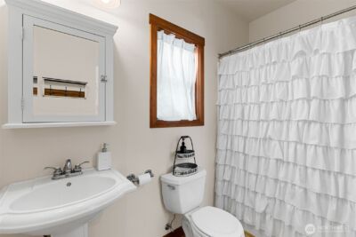 8733 Johnson Point Road NE, Olympia, WA 98516 - Photo 9