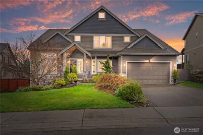 21729 Quiet Water Loop , Lake Tapps, WA 98391