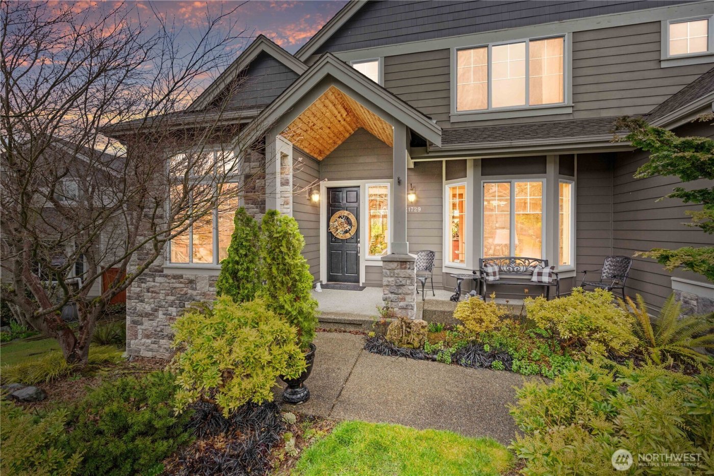 21729 Quiet Water Loop , Lake Tapps, WA 98391