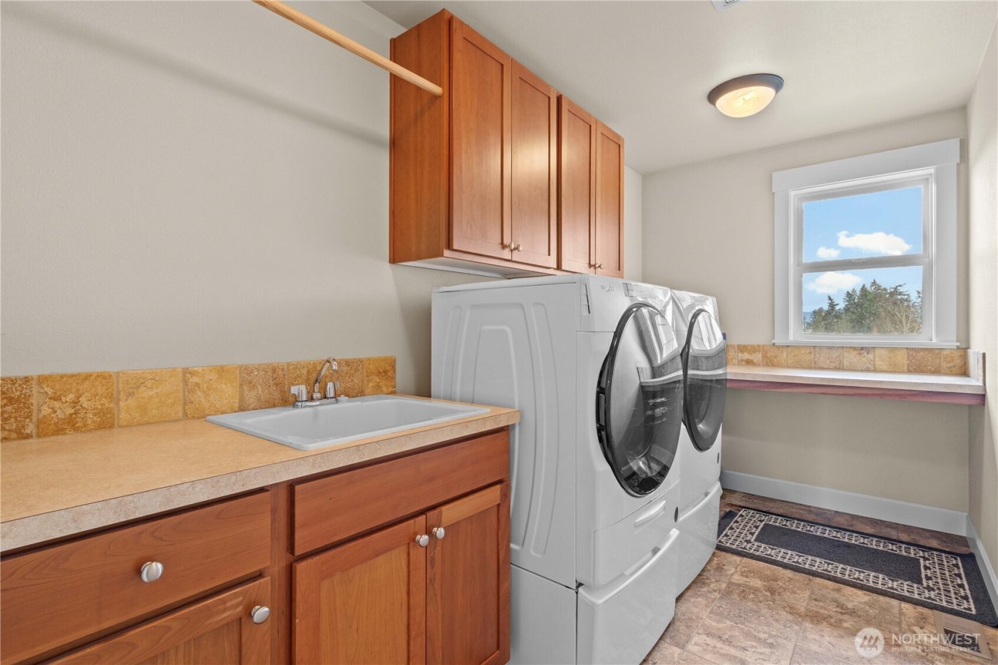 21729 Quiet Water Loop , Lake Tapps, WA 98391