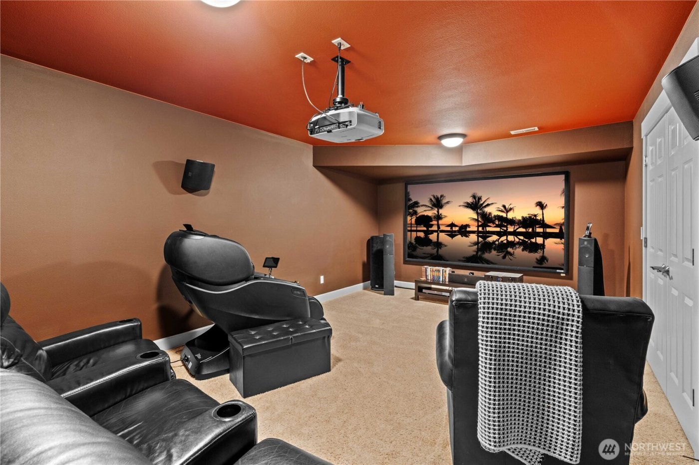 21729 Quiet Water Loop , Lake Tapps, WA 98391