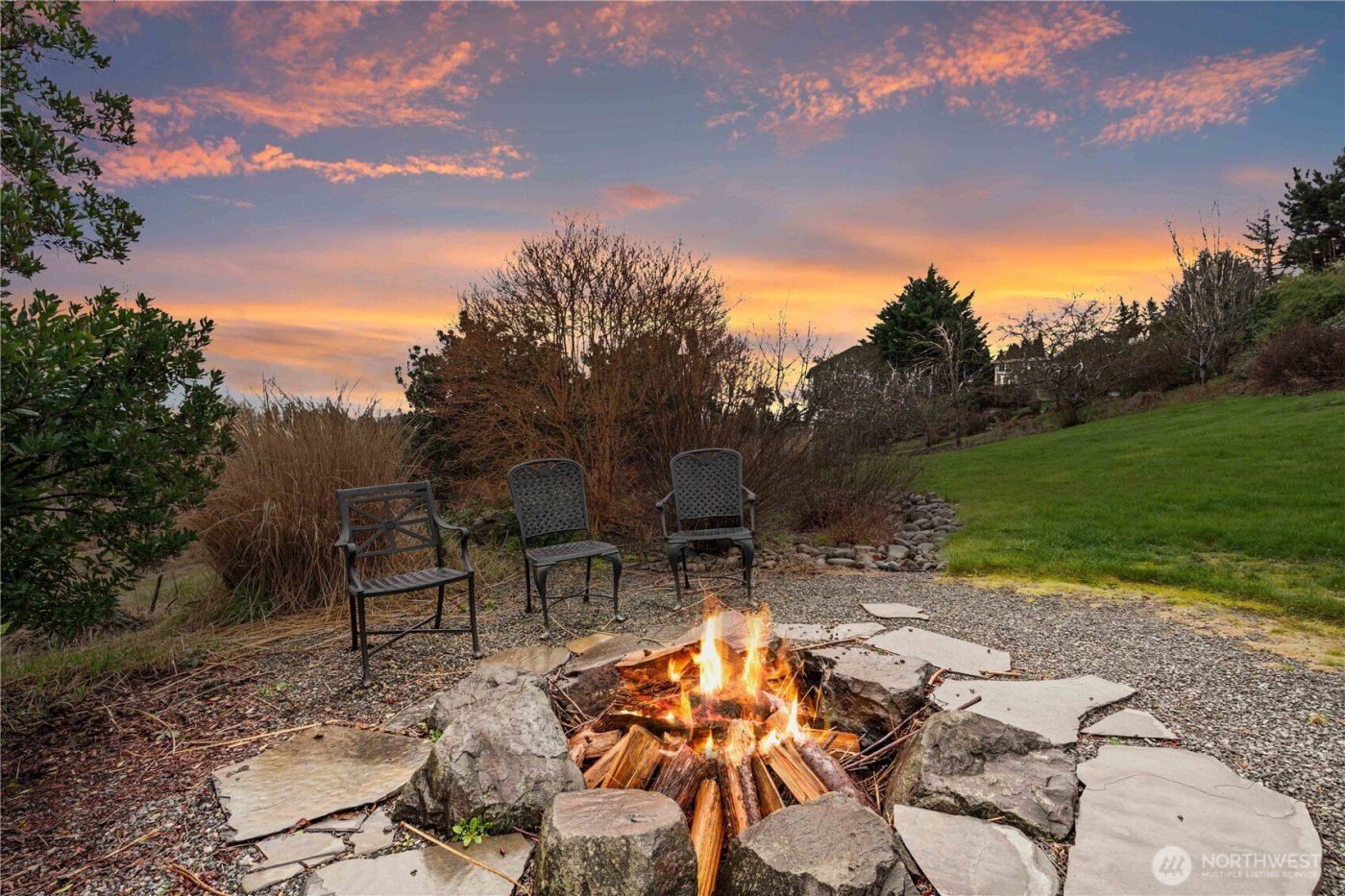 21729 Quiet Water Loop , Lake Tapps, WA 98391