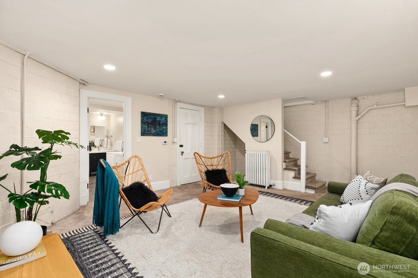 4405 Montana Circle W, Seattle, WA 98199