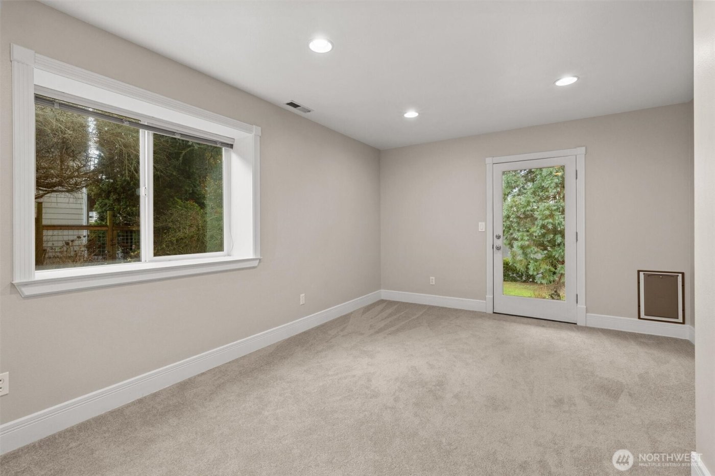 403 Slater Street S, Kirkland, WA 98033