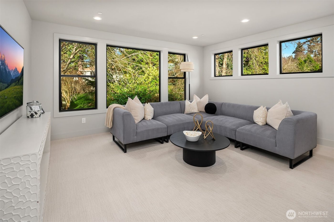 612 11th Avenue , Kirkland, WA 98033