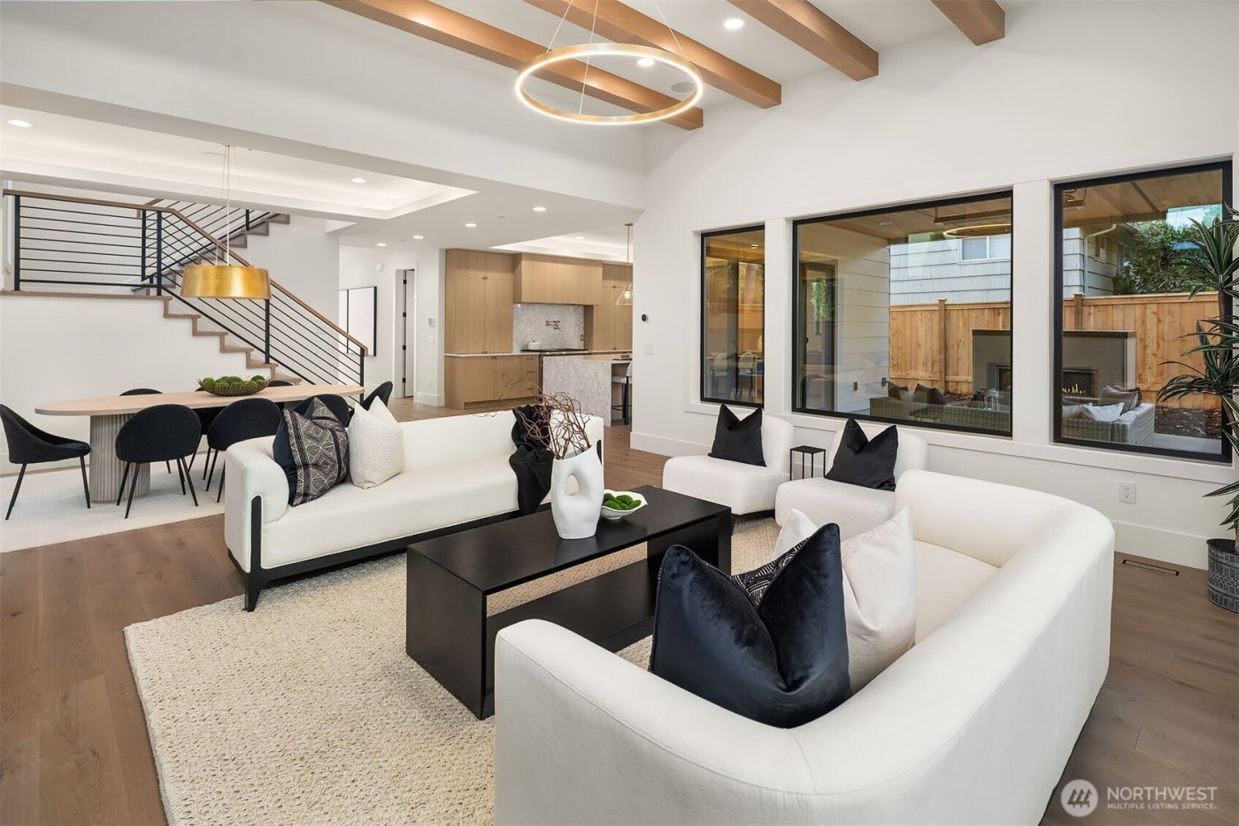 612 11th Avenue , Kirkland, WA 98033