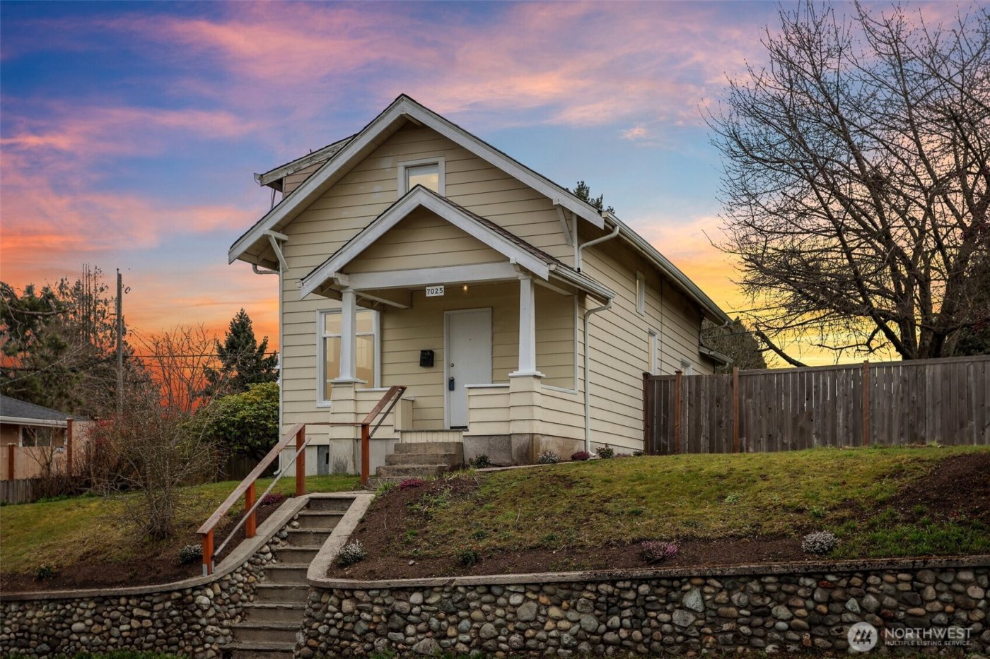 7025 S Warner Street , Tacoma, WA 98409