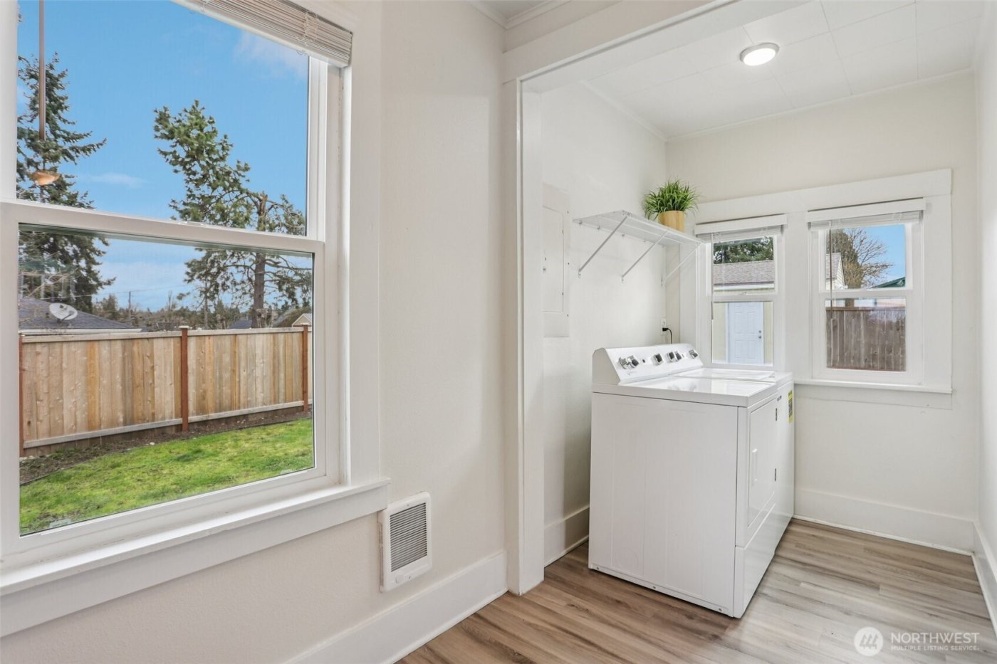 7025 S Warner Street , Tacoma, WA 98409