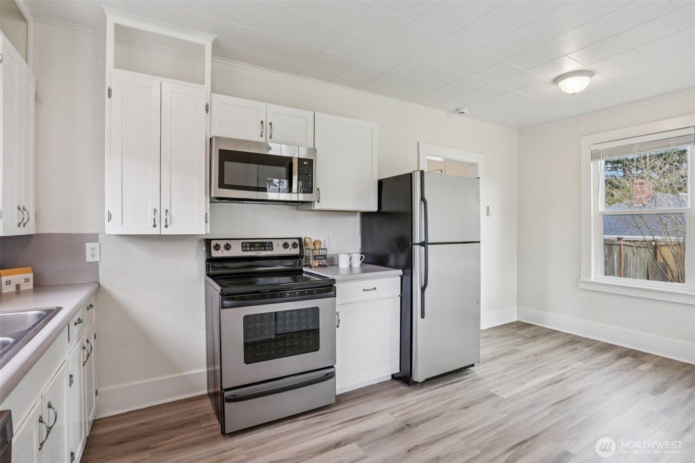 7025 S Warner Street , Tacoma, WA 98409