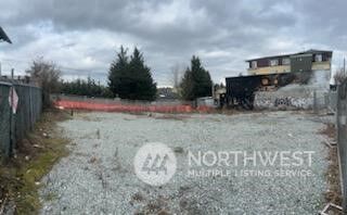 326 -330 NW 85th Street , Seattle, WA 98117 - Photo 6