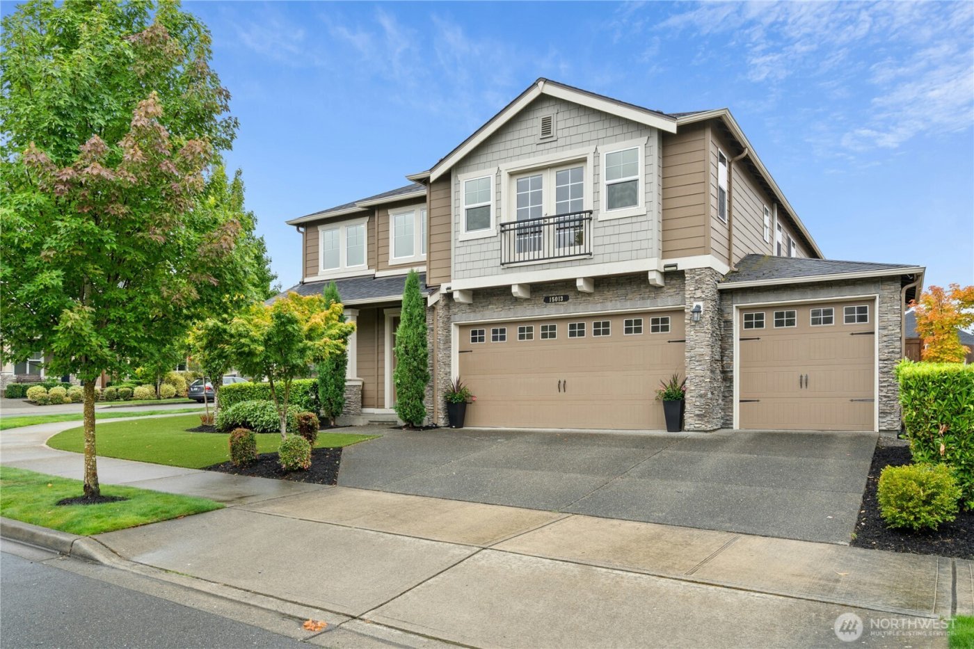 15013 126th Avenue NE, Woodinville, WA 98072