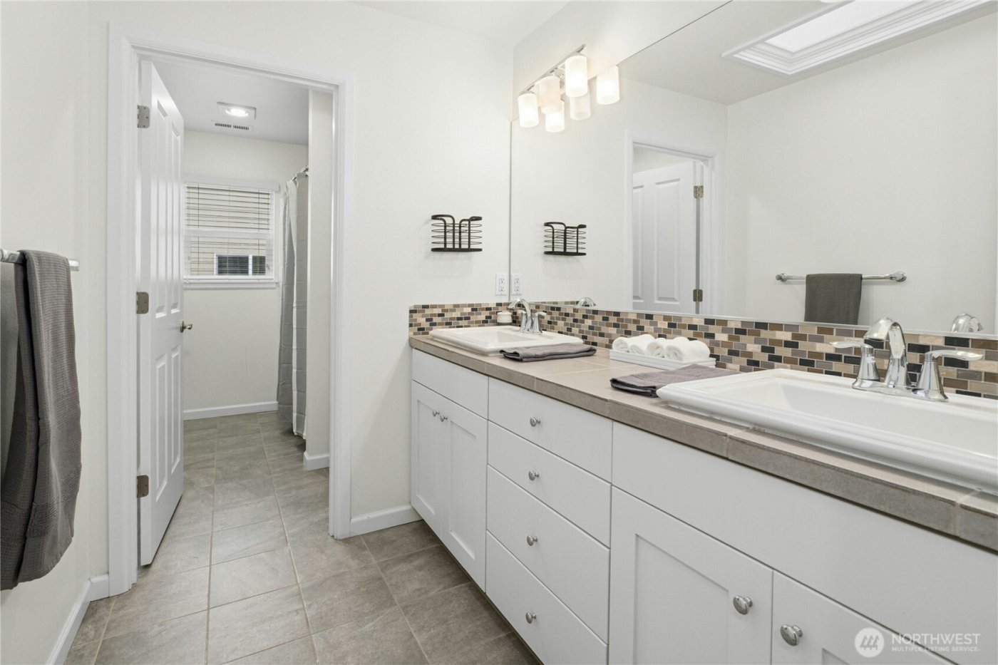 15013 126th Avenue NE, Woodinville, WA 98072