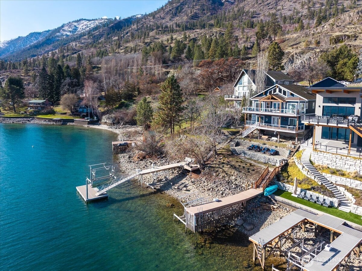 101 Driftwood Lane , Chelan, WA 98816