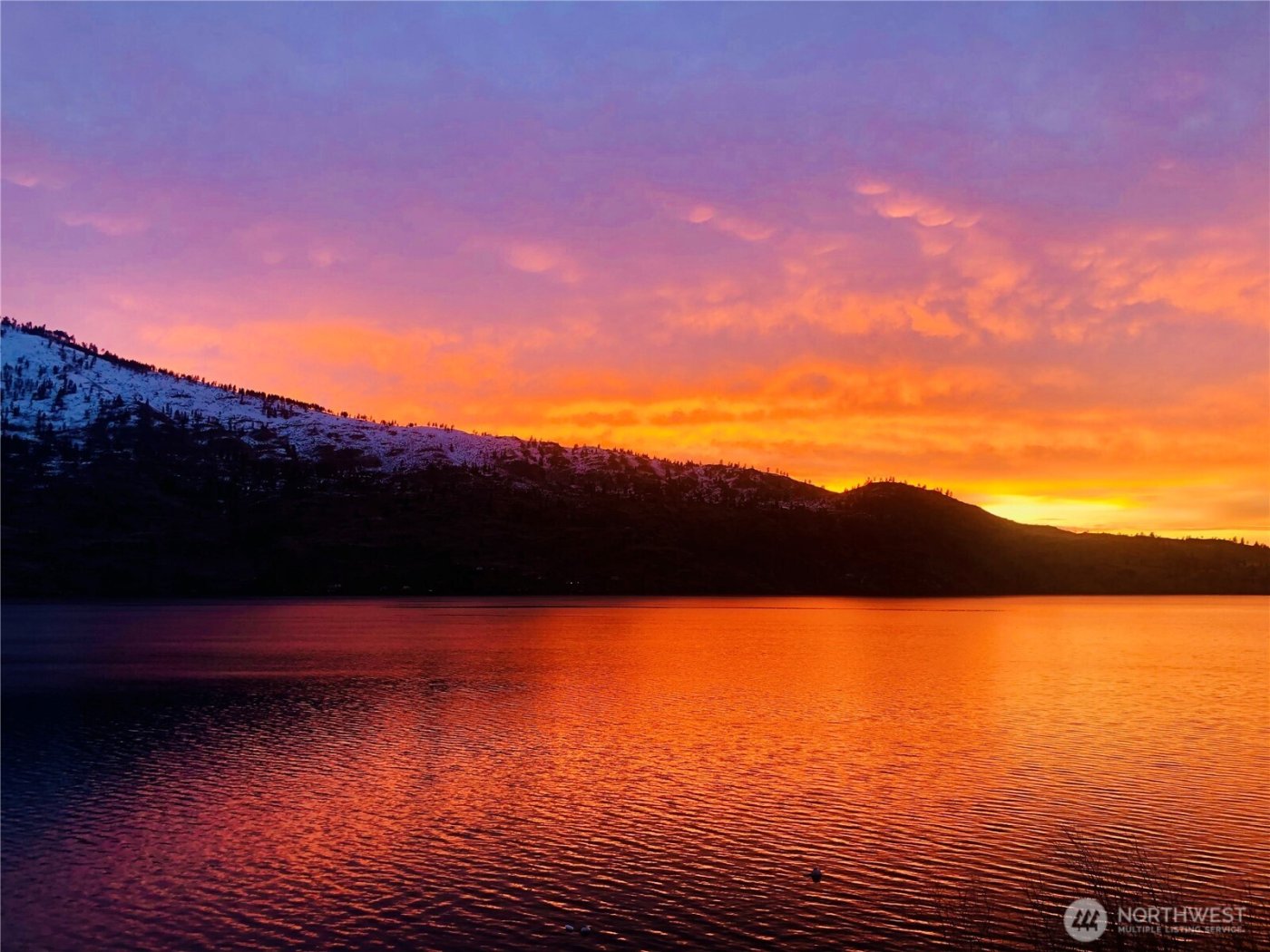 101 Driftwood Lane , Chelan, WA 98816