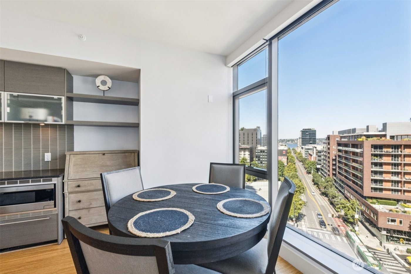 820 Blanchard Street #904, Seattle, WA 98121-2650