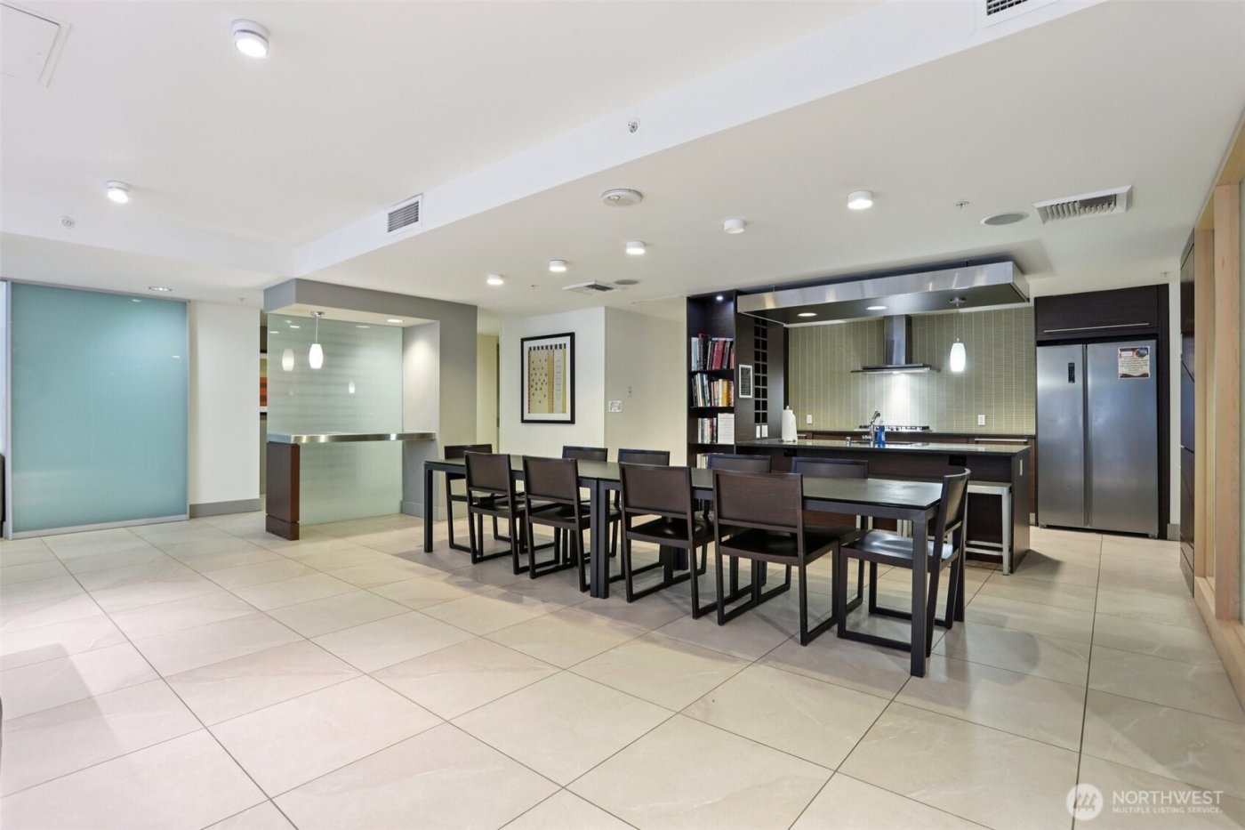 820 Blanchard Street #904, Seattle, WA 98121-2650