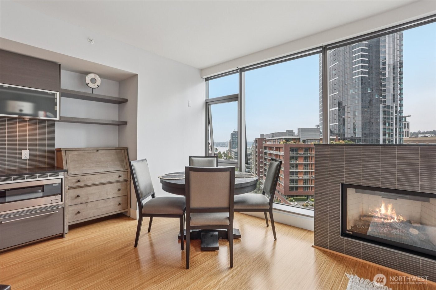 820 Blanchard Street #904, Seattle, WA 98121-2650