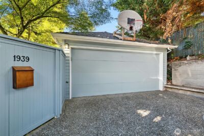 1939 E Crescent Drive , Seattle, WA 98112 - Photo 17