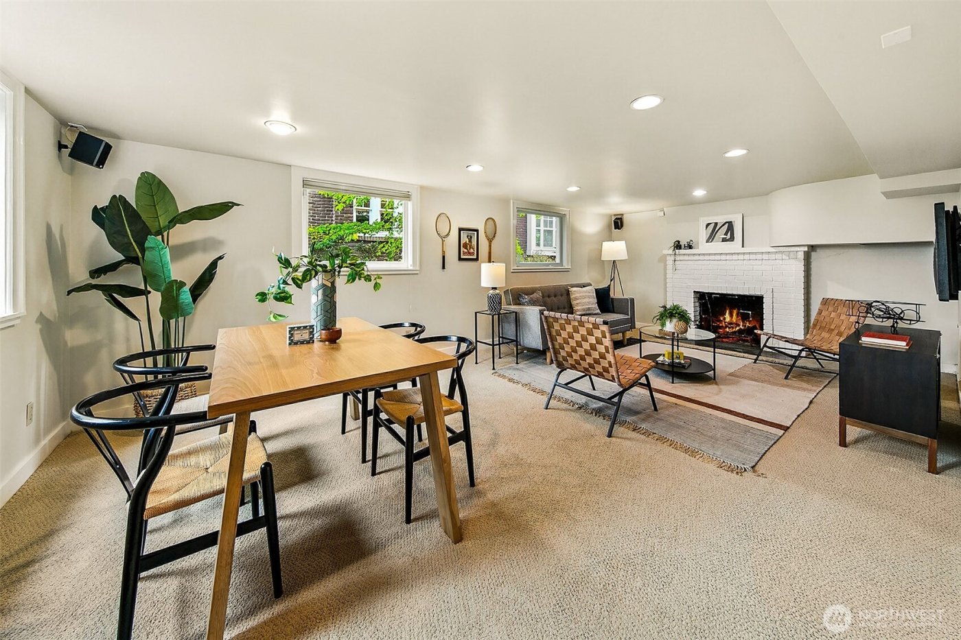 1939 E Crescent Drive , Seattle, WA 98112