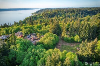 6920 Fisher Road , Edmonds, WA 98026 - Photo 7