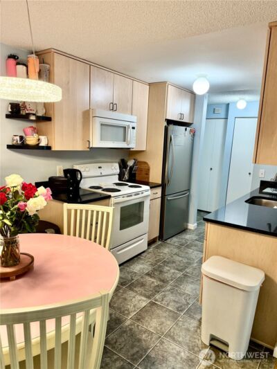 10501 8th Avenue NE #335, Seattle, WA 98125 - Photo 7