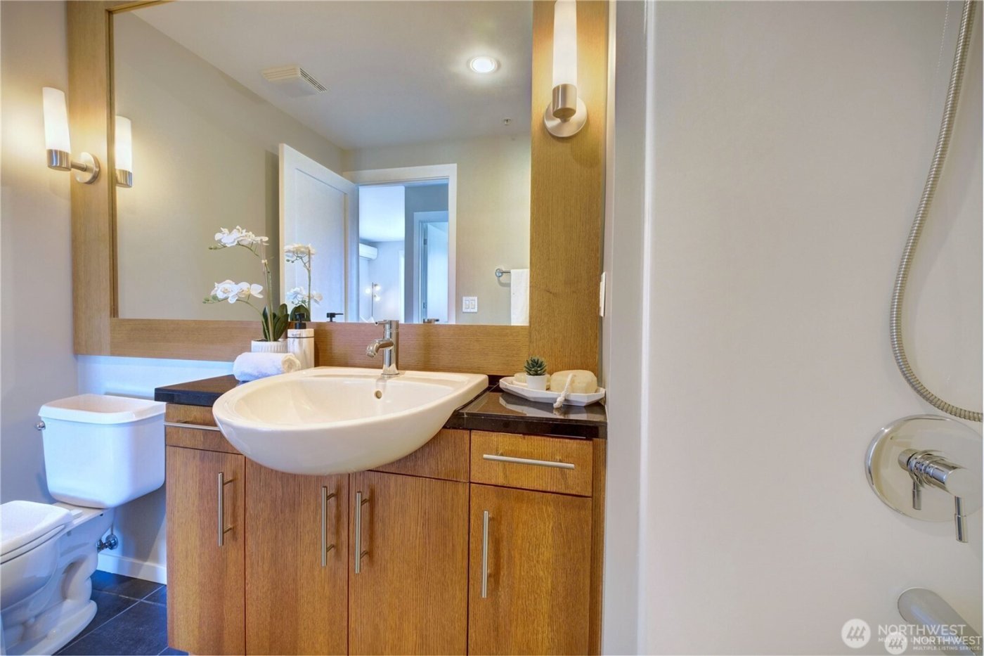 2721 1st Avenue #PH06, Seattle, WA 98121