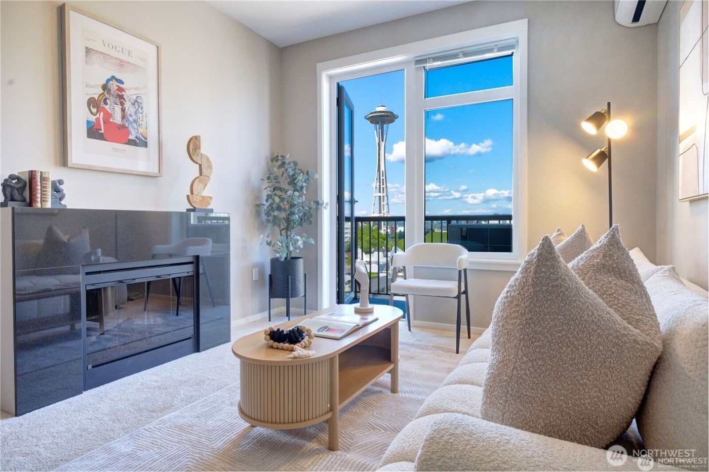 2721 1st Avenue #PH06, Seattle, WA 98121