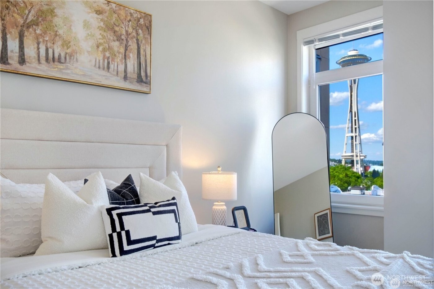 2721 1st Avenue #PH06, Seattle, WA 98121