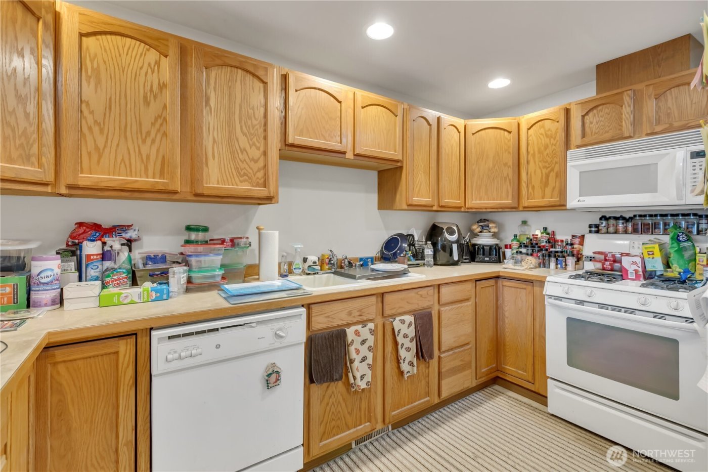 626 N Anderson Street , Tacoma, WA 98406