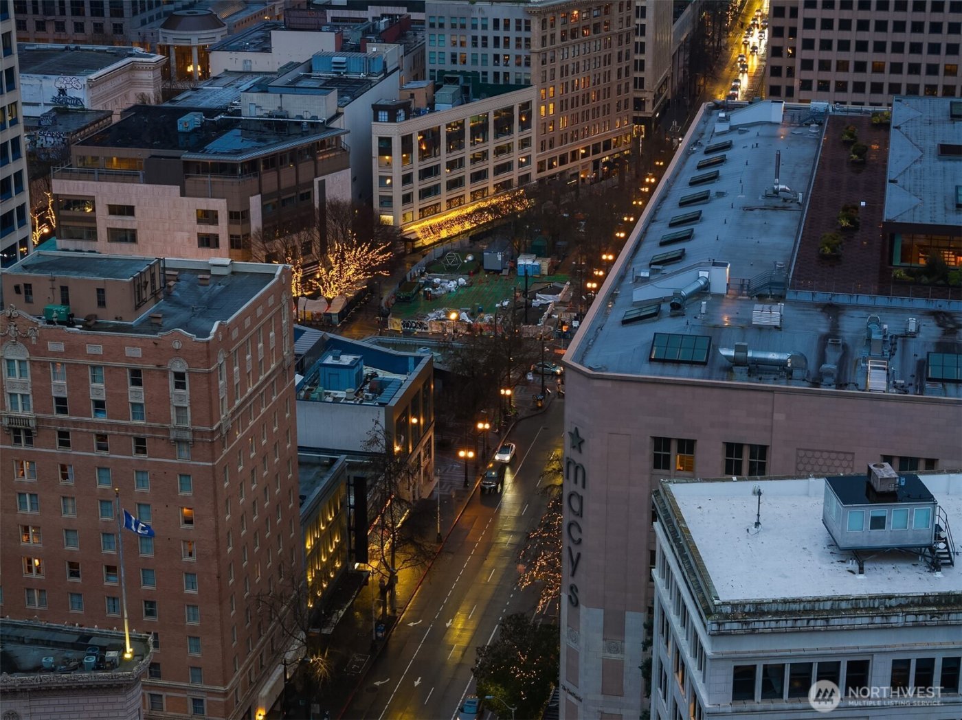 1920 4th Avenue #2702, Seattle, WA 98101