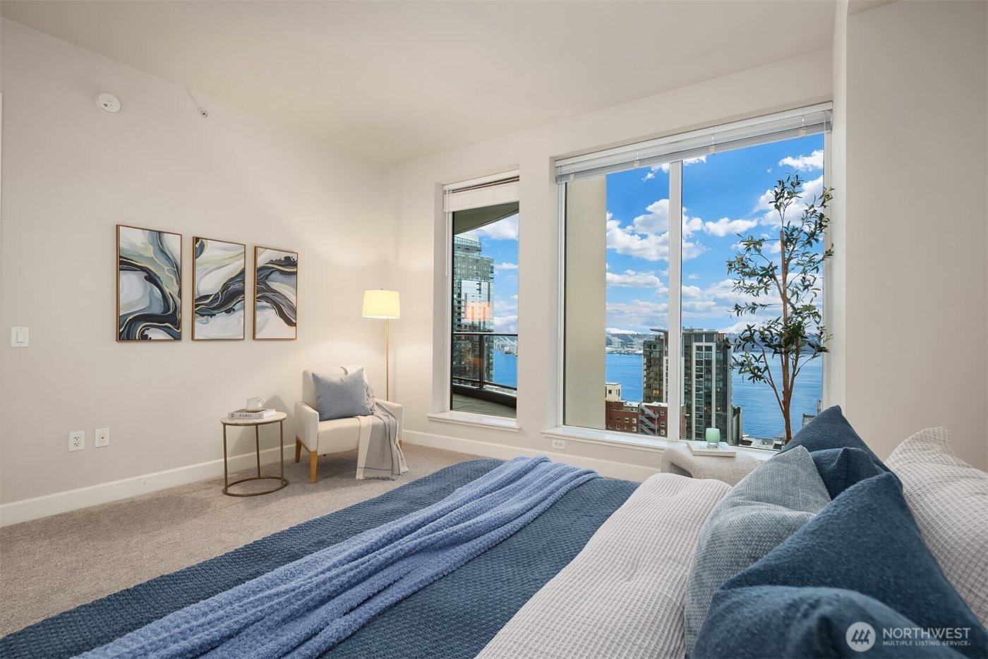 1920 4th Avenue #2702, Seattle, WA 98101