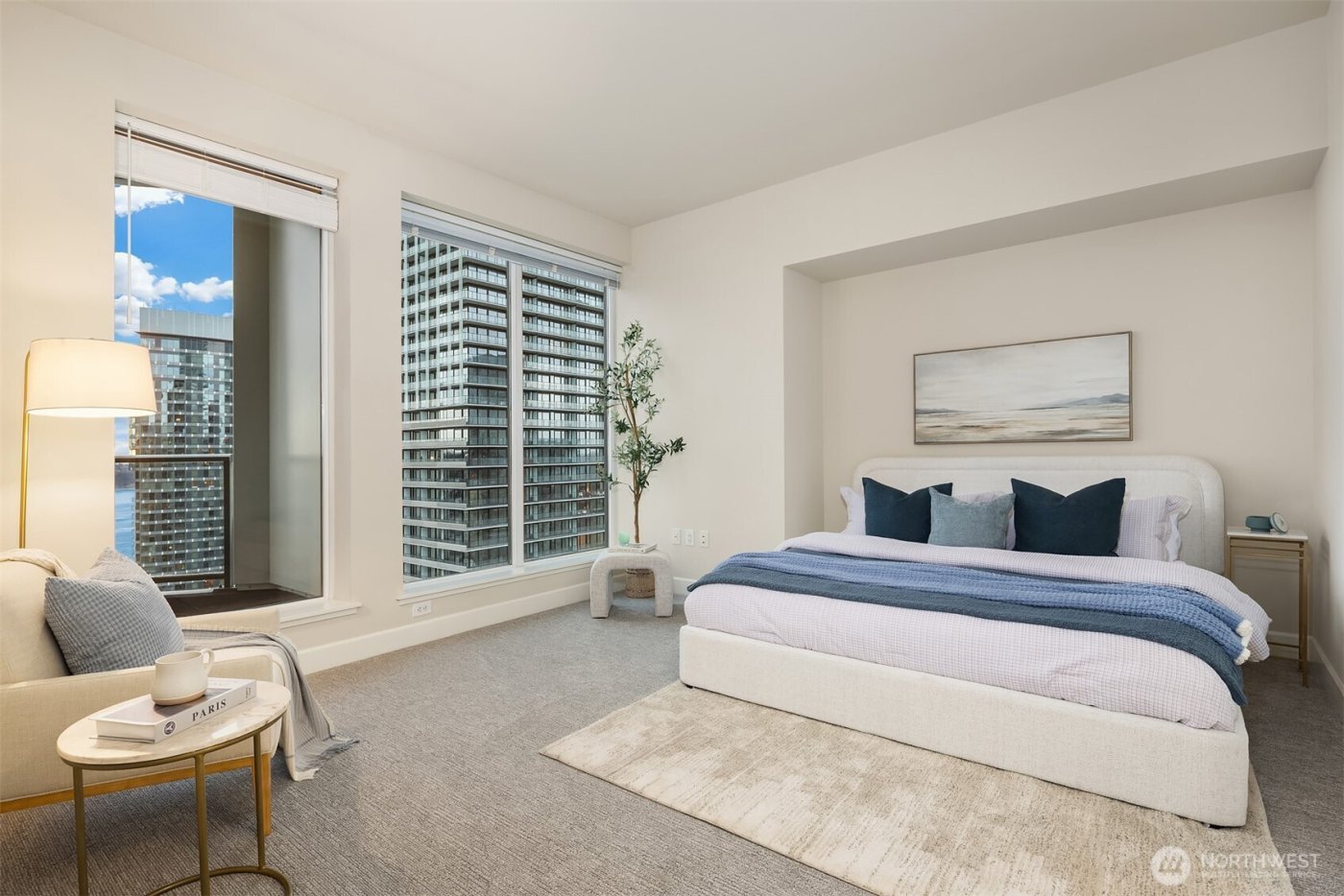 1920 4th Avenue #2702, Seattle, WA 98101