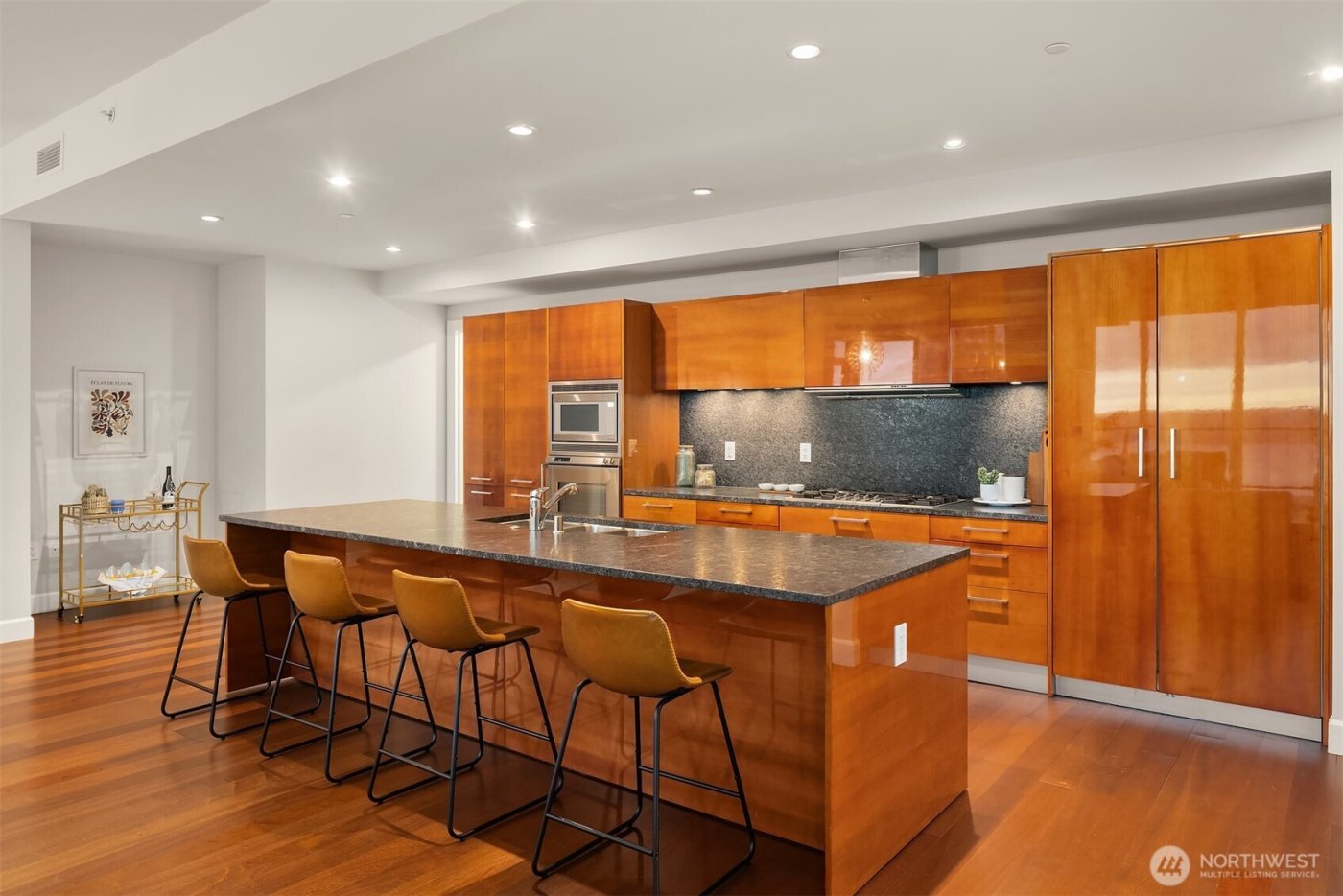 1920 4th Avenue #2702, Seattle, WA 98101