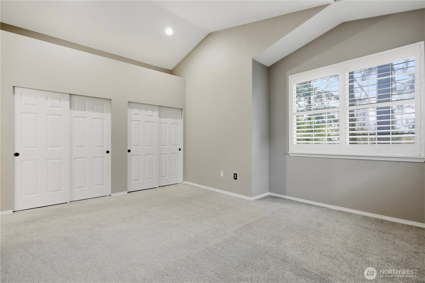 18676 NE 56th Court , Redmond, WA 98052