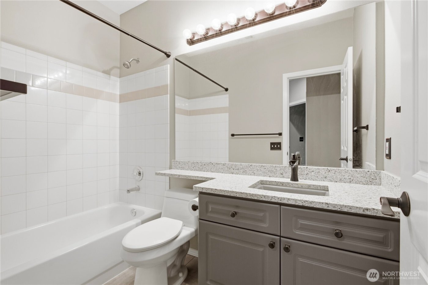 18676 NE 56th Court , Redmond, WA 98052