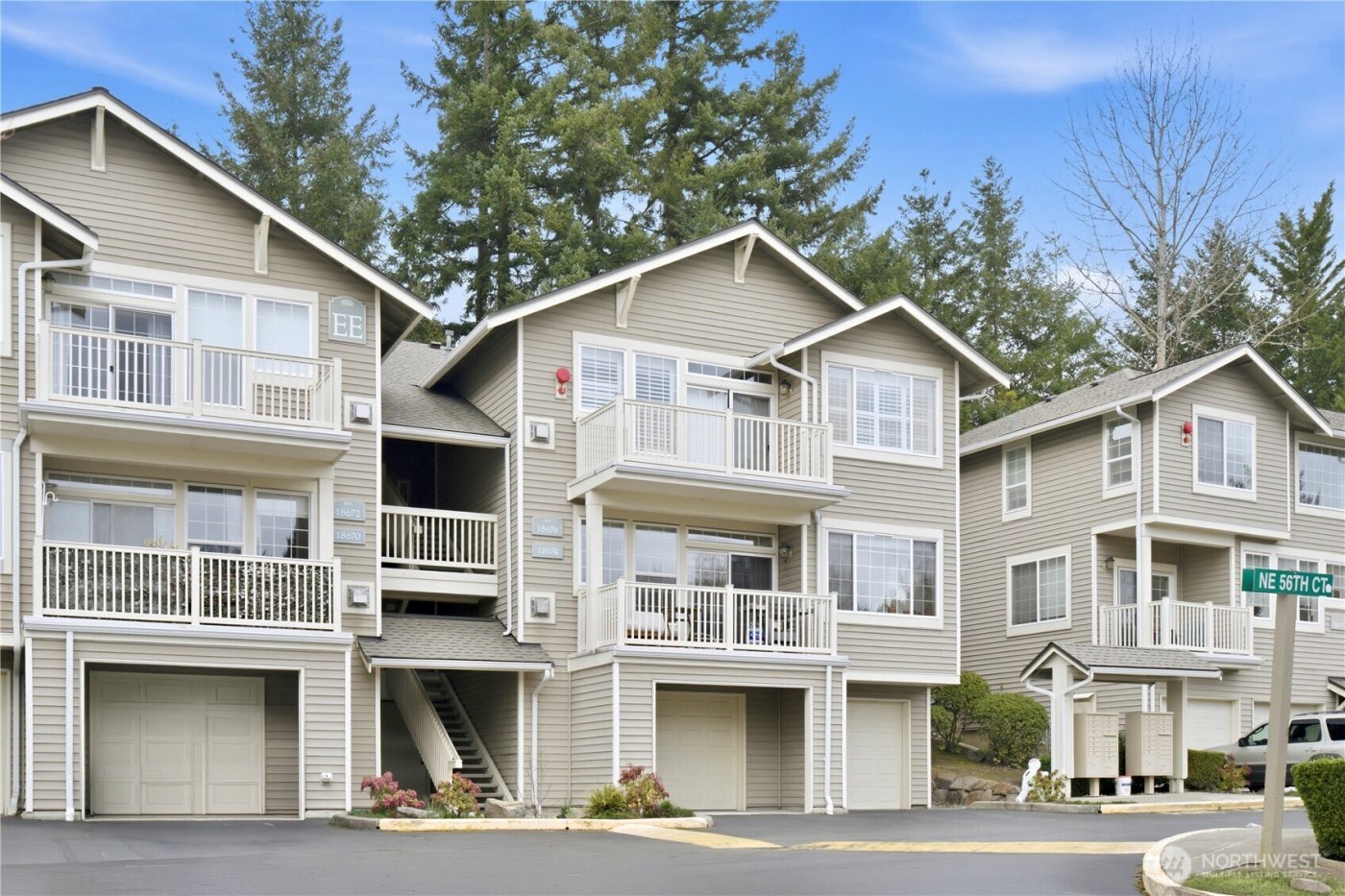 18676 NE 56th Court , Redmond, WA 98052