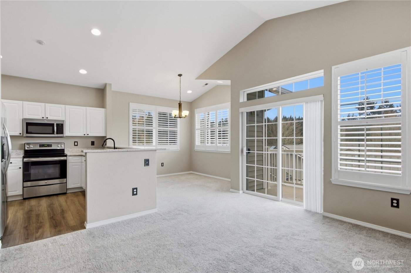 18676 NE 56th Court , Redmond, WA 98052