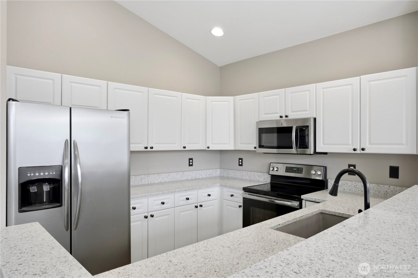 18676 NE 56th Court , Redmond, WA 98052