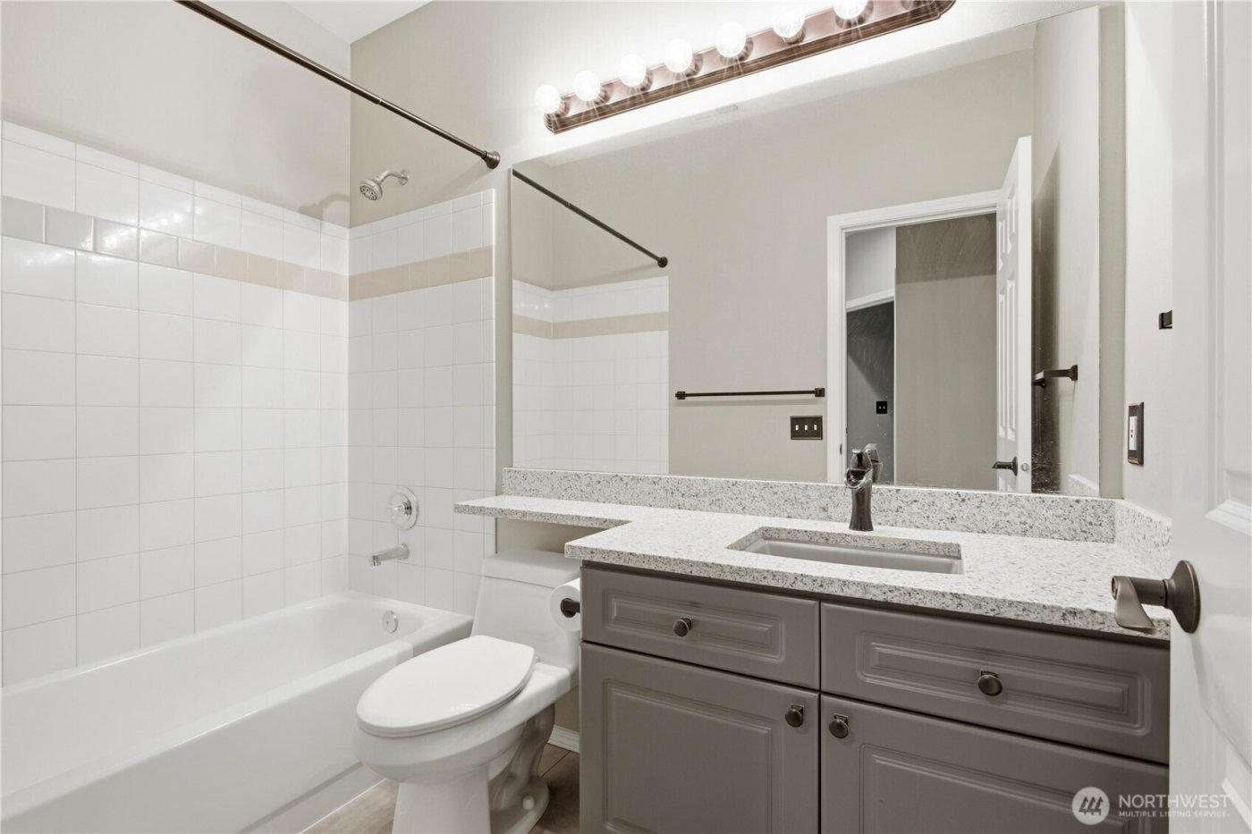 18676 NE 56th Court , Redmond, WA 98052