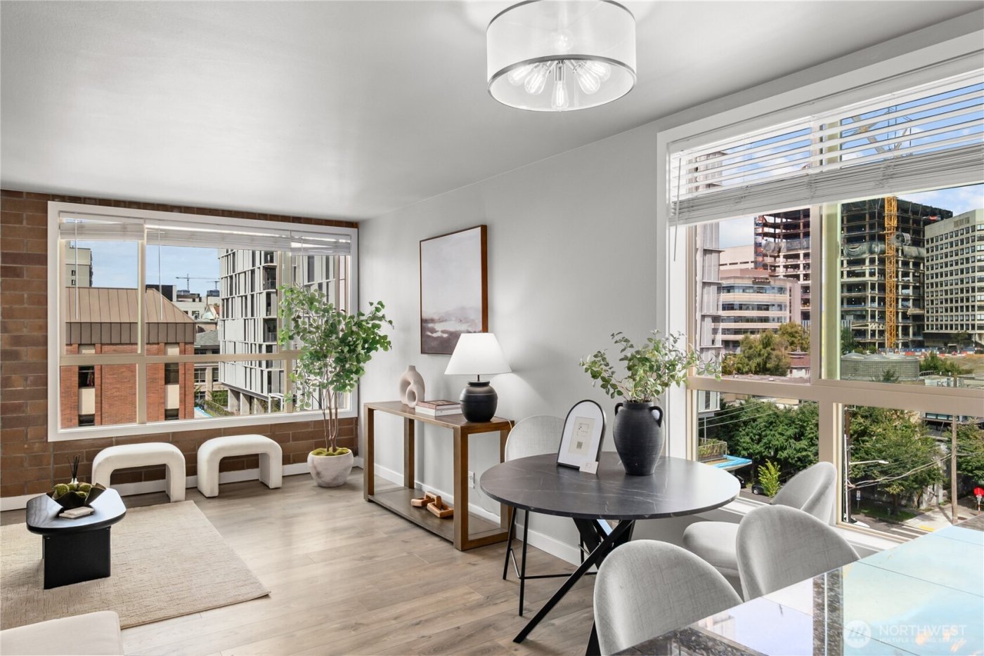 905 Cherry Street #701, Seattle, WA 98104