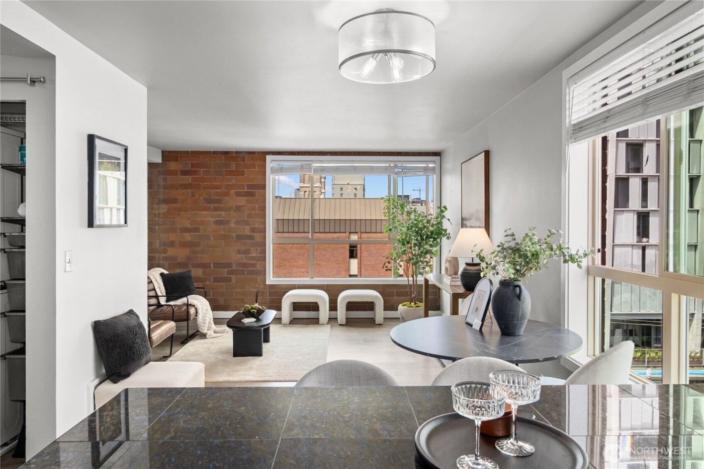 905 Cherry Street #701, Seattle, WA 98104