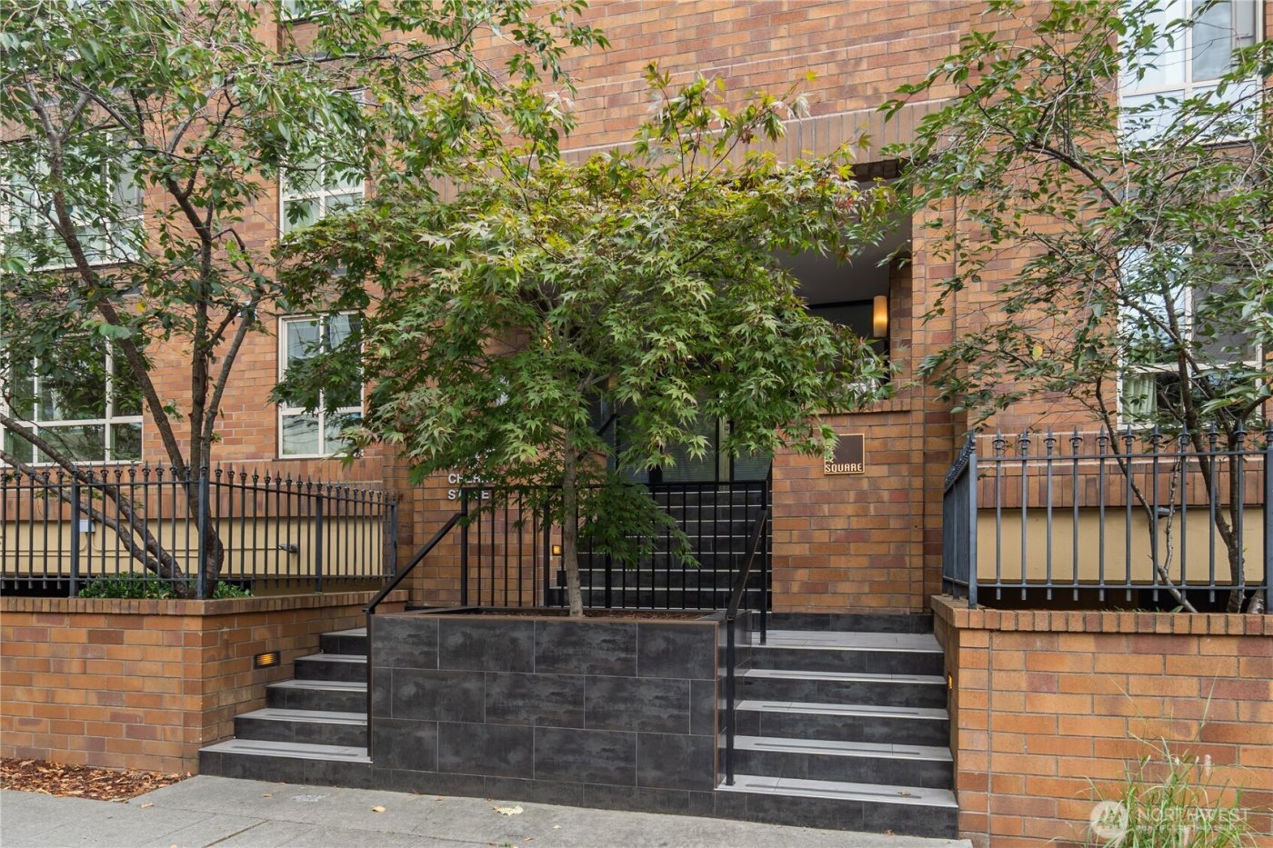 905 Cherry Street #701, Seattle, WA 98104