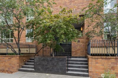 905 Cherry Street #701, Seattle, WA 98104 - Photo 5